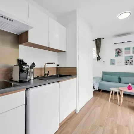 L Atmosphere Tendre *